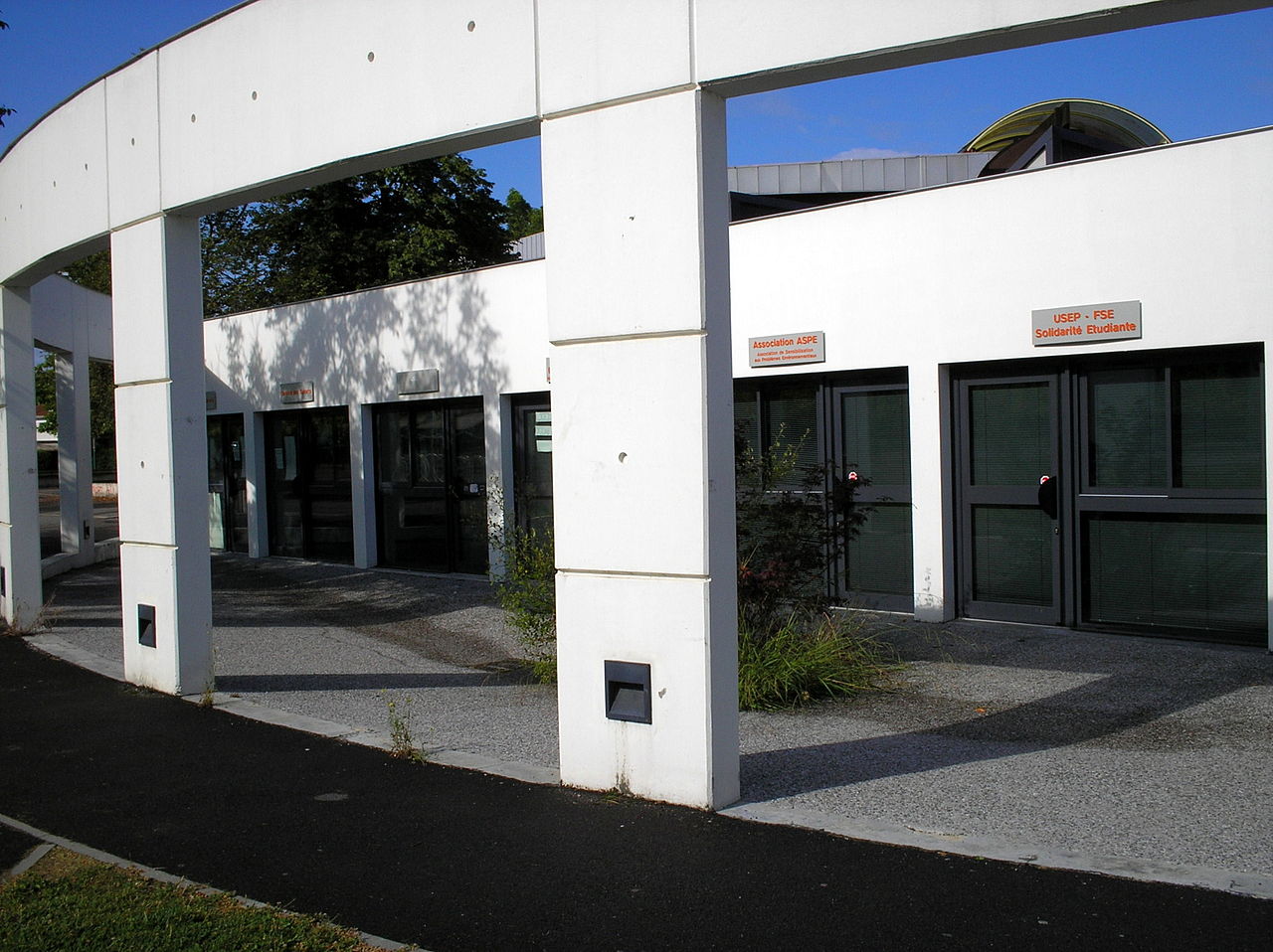 Maison de l'étudiant near Cap Sud restaurant on UPPA campus in Pau, France